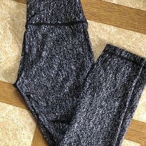 Wunder Under lululemon pants